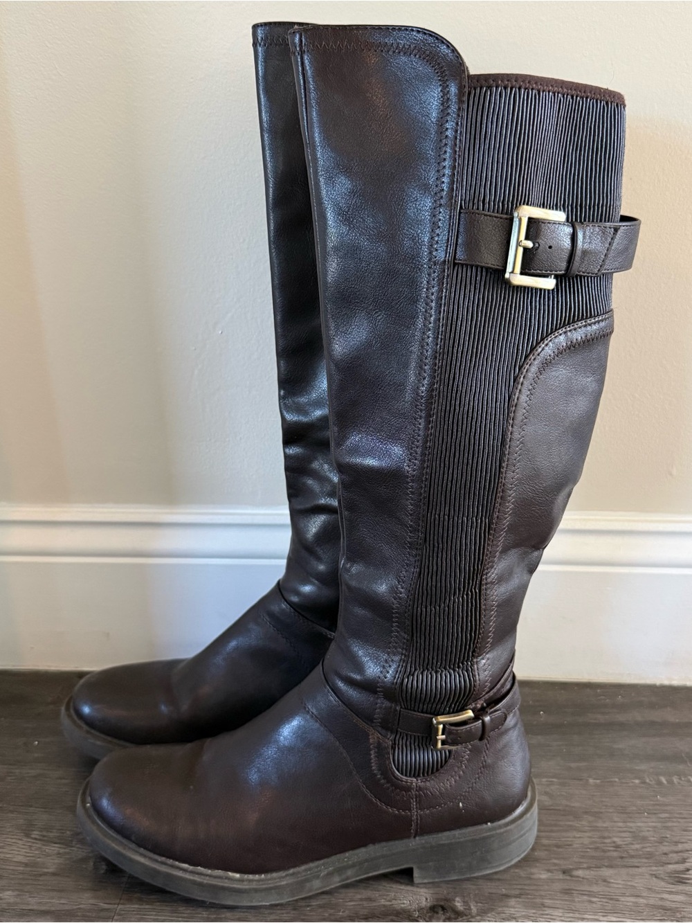White Mountain Meditate Knee High Tall Riding Boot Stretch Panel in Brown Sz 8.5